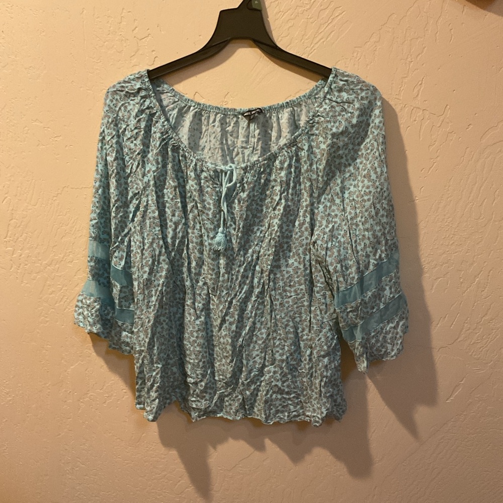 Women's Blue Floral Top 2X unique spectrum